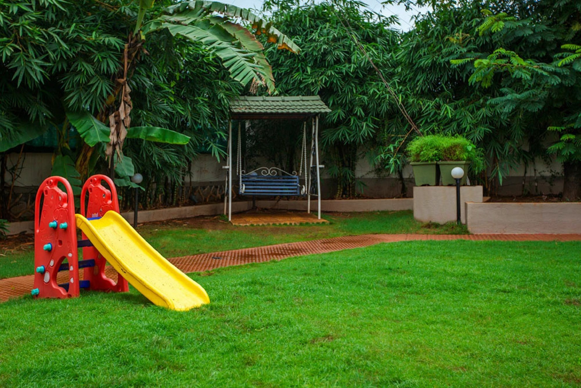 Hotel Sterling Lonavla Exterior foto
